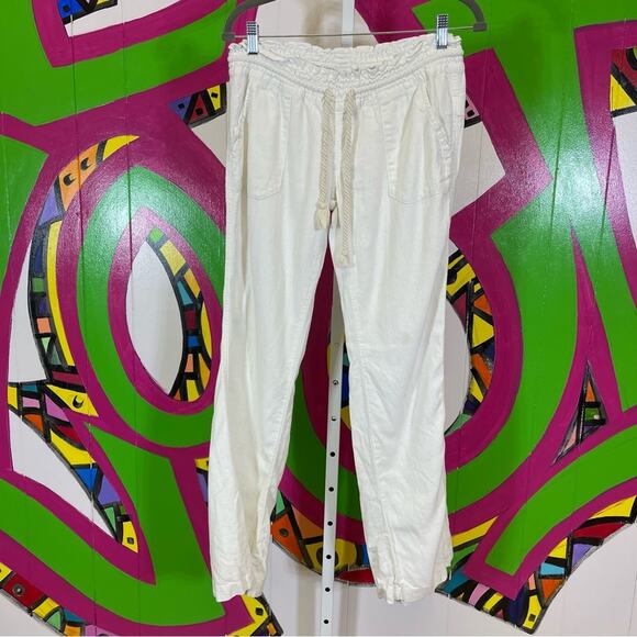 Roxy, Linen Blend White Pants, Elastic Waist. Size Medium. Excellent condition! - Picture 1 of 8